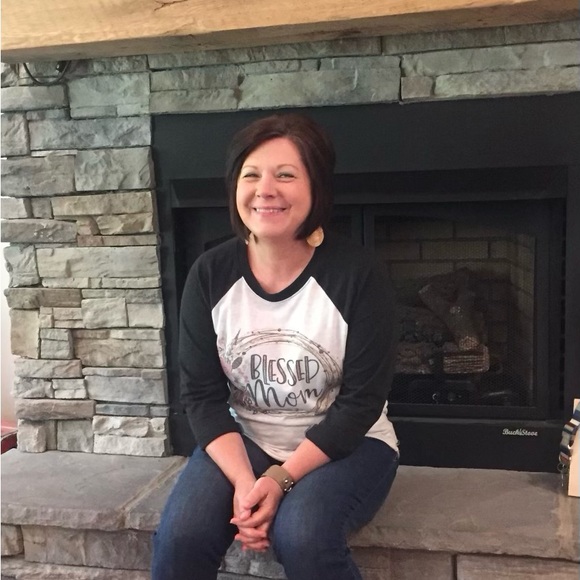 Meet your Posher, Regenia - Picture 2 of 2